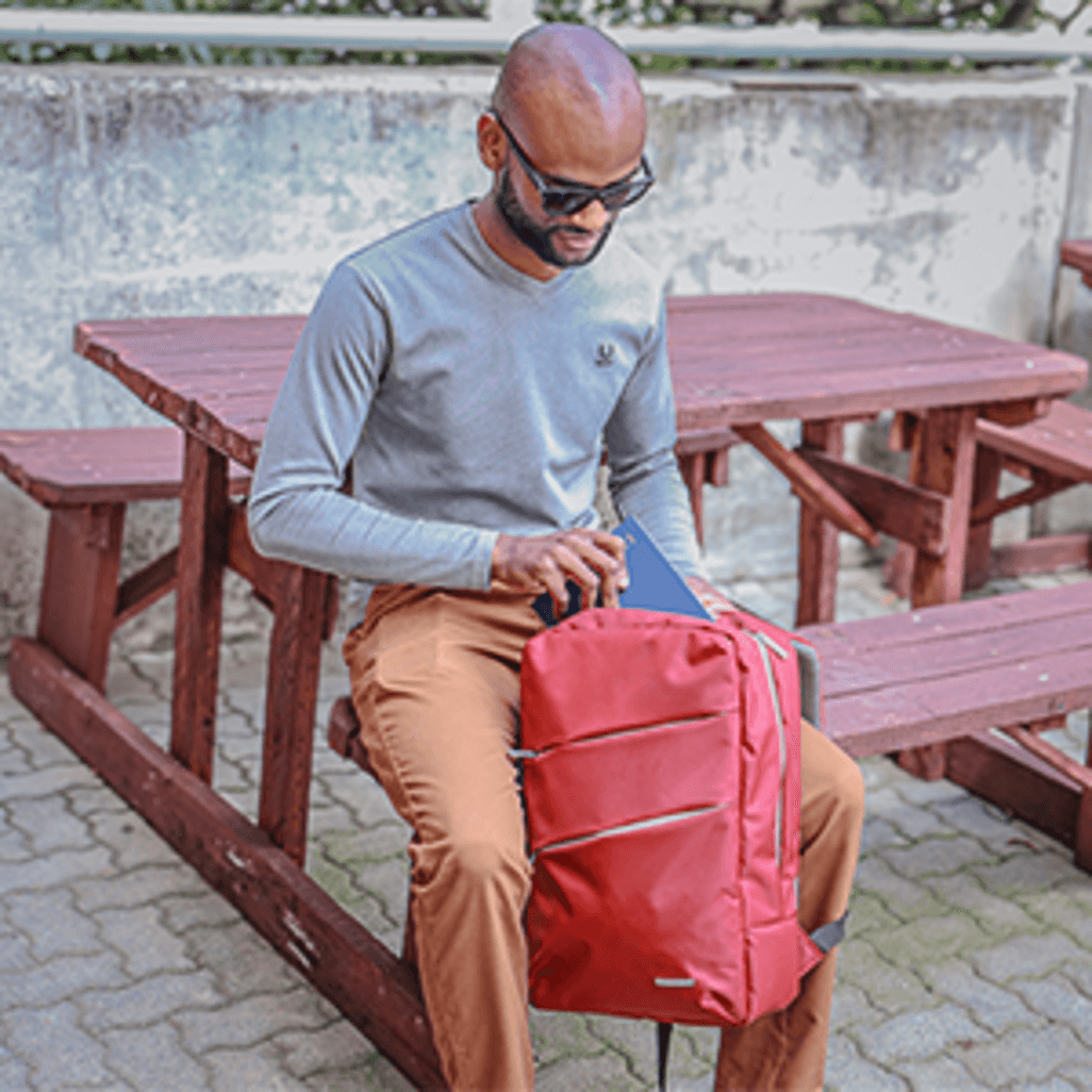 Kingsons Evolution 15.6 inch Laptop Backpack Red