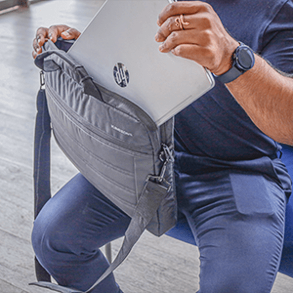 Kingsons Legacy 15.6 inch Laptop Shoulder Bag