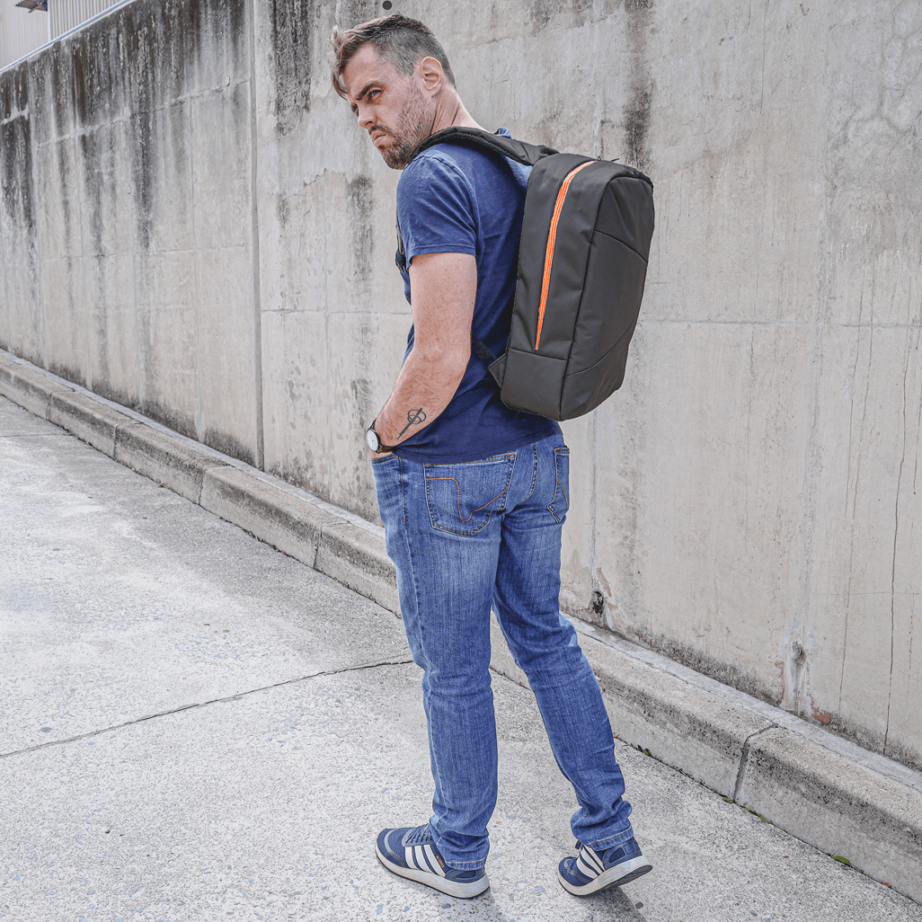 Kingsons backpack 15.6 inch Arrow series BLACK