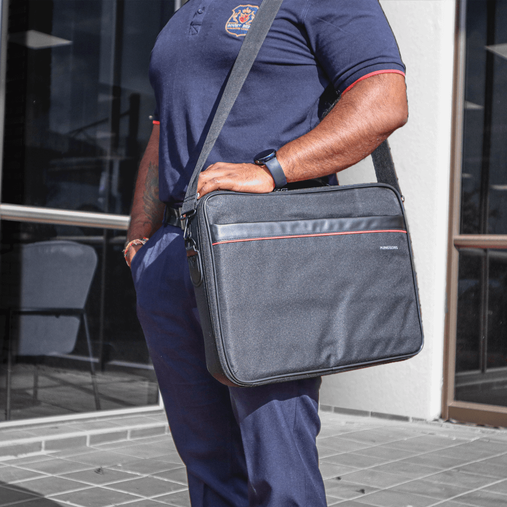 Kingsons 15.6 inch black shoulder bag - Office Series