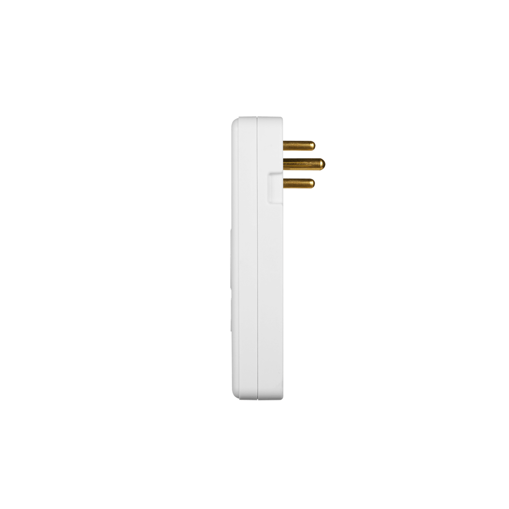 Ellies 3 Way Medium Surge adaptor Schuko,with type C + USB