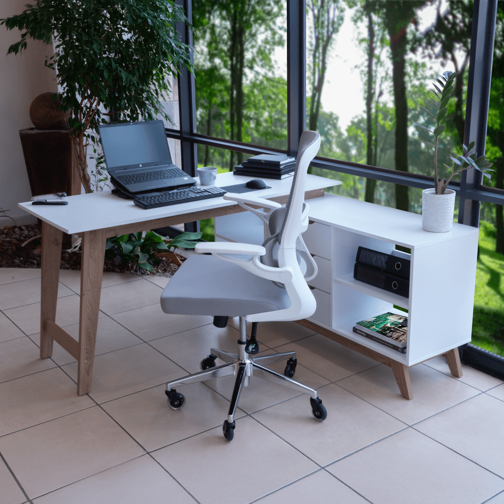 Everfurn Dakota Ergo Mid Back